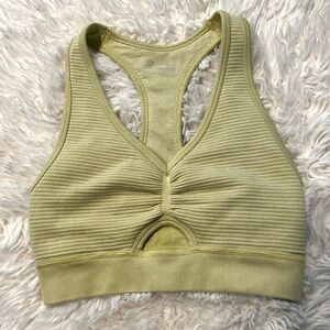 🤍 aerie offline seamless stretch bra with cutout